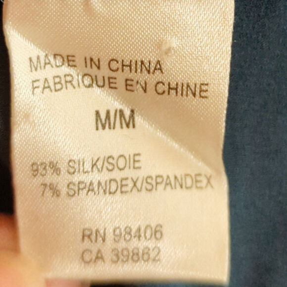 Theory Turquoise 100% Silk Satin Top Women's Medium Business Casual Modest - Picture 6 of 8